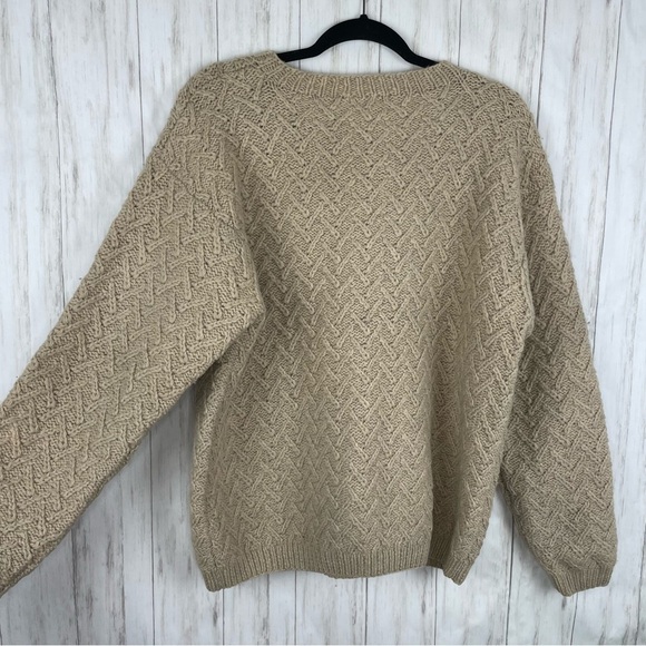 Vintage J Crew 100% wool taupe oatmeal sweater Small - Picture 3 of 5